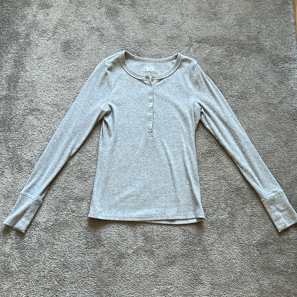 Women’s SO Seamless Long Sleeve Henley Top | Size: M